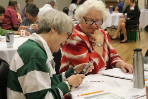 Tamiracle Williams / Crow’s Nest USFSP alumnae participate in hands-on activities such as creating their own tessellation patterns lead by USFSP math instructor Kathleen Gibson-Dee.